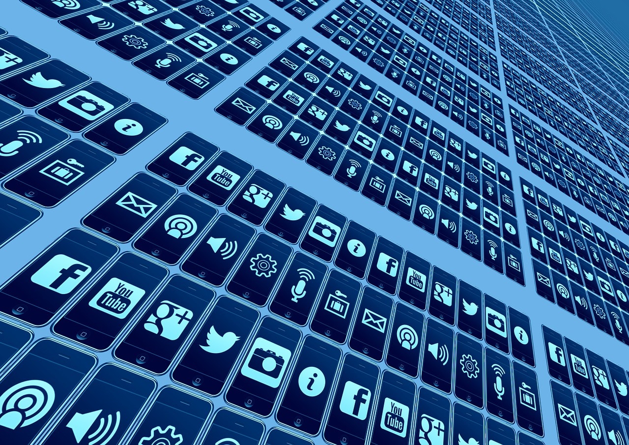 Tipologie di aziende B2C online – Categorie di Aziende B2C Online Categorie di Aziende B2C Online - Presenza Digitale dell'Azienda
