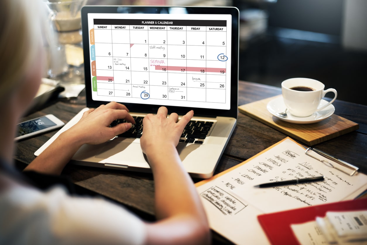Social Media Marketing – Calendario di Contenuti – Calendario Editoriale Calendario di Contenuti - Calendario Editoriale - Social Media Marketing